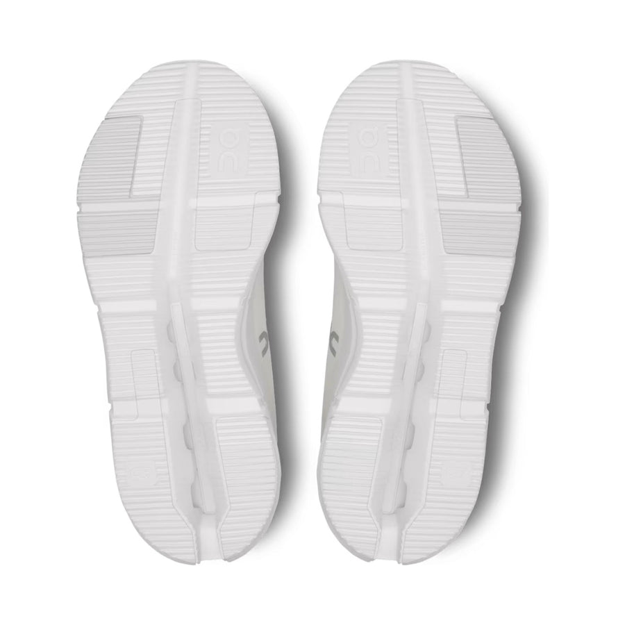 On Cloudnova 'Undyed White / White'